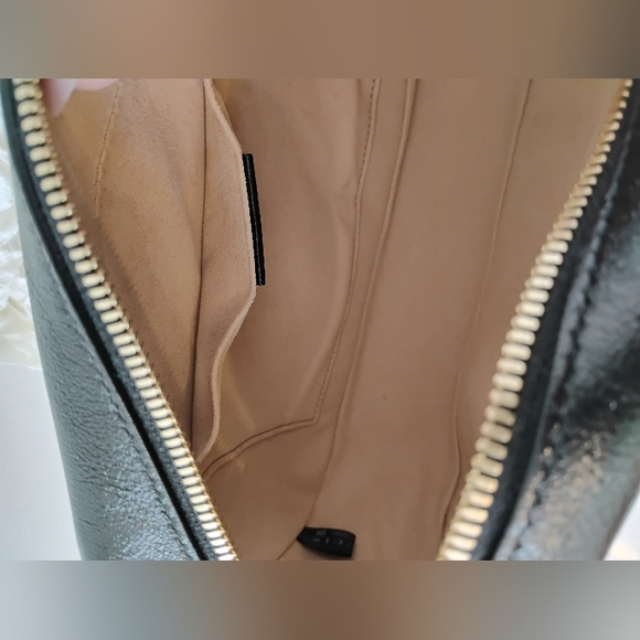 Gucci Marmont Crossbody Bag Monogram Matellase EUC - Picture 14 of 15